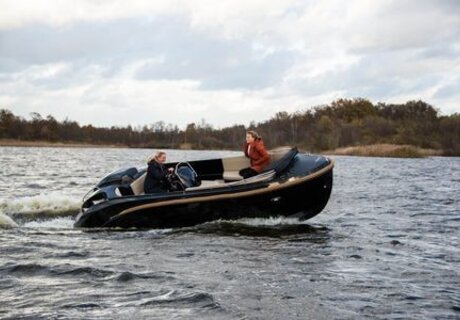 Oud Huijzer 580 Tender